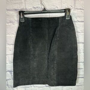 Vintage Wilsons Suede Leather‎ Black Mini Skirt Women’s size 4